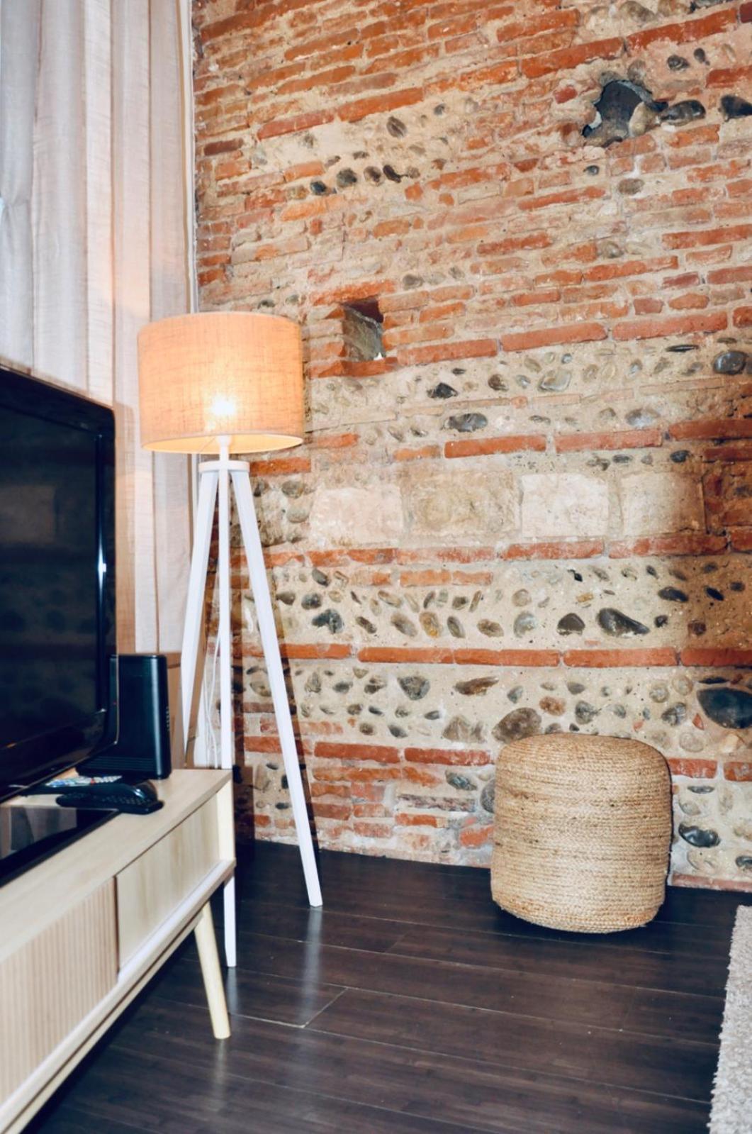 Le Charme D'Arnaud Hypercentre Wifi Accueil Gratuit H24 Lejlighed Toulouse Eksteriør billede